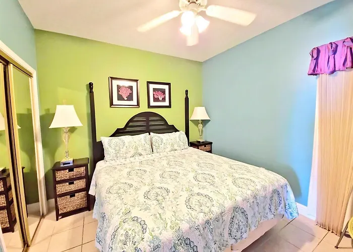 Lighthouse 1506 Gulf Front 3 Pools Sleeps 8 *