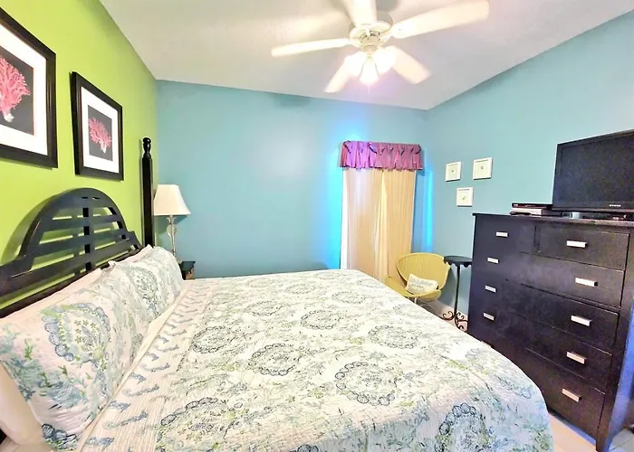 Lighthouse 1506 Gulf Front 3 Pools Sleeps 8 *
